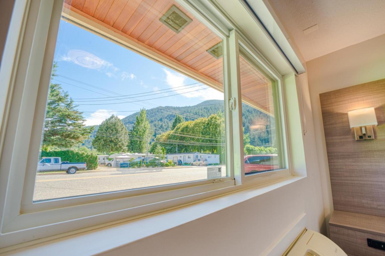 Harrison Grand Motel Harrison Hot Springs Εξωτερικό φωτογραφία