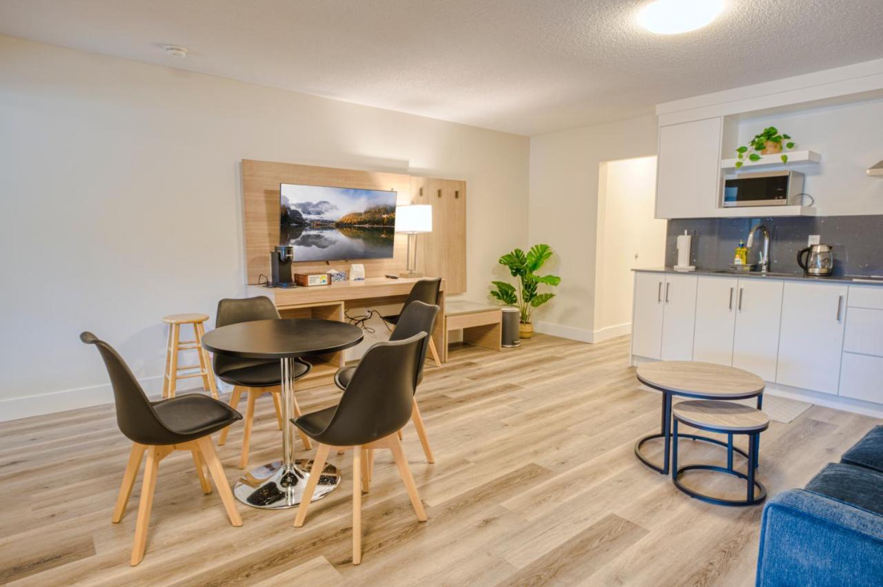 Harrison Grand Motel Harrison Hot Springs Εξωτερικό φωτογραφία