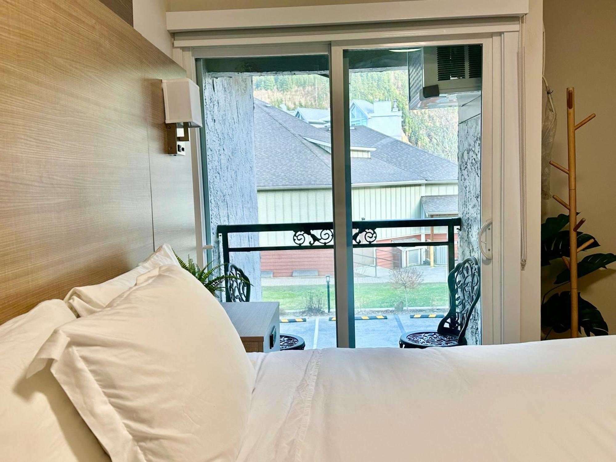 Harrison Grand Motel Harrison Hot Springs Εξωτερικό φωτογραφία