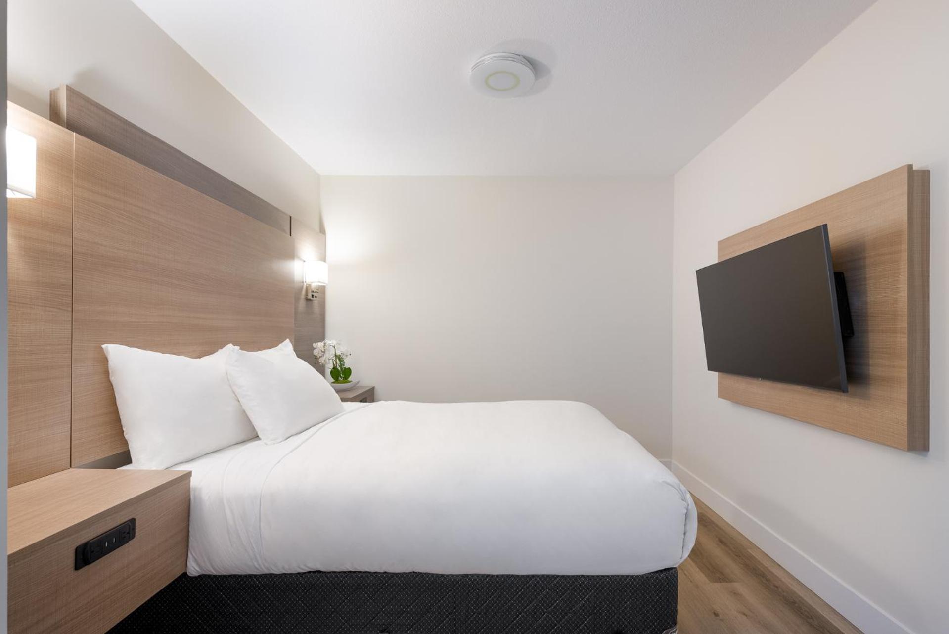 Harrison Grand Motel Harrison Hot Springs Εξωτερικό φωτογραφία