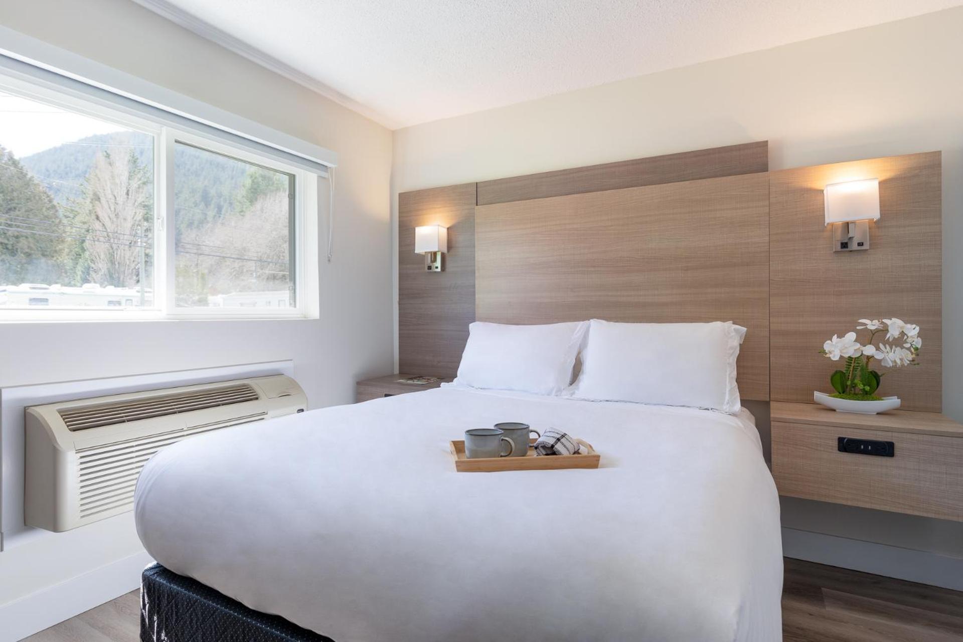 Harrison Grand Motel Harrison Hot Springs Εξωτερικό φωτογραφία